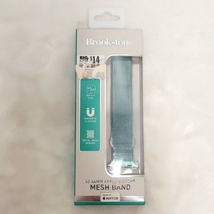 Brookstone 42-44MM Apple Watch Mesh Band New in Opened Box Magnetic Closure